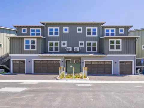 121 Aptos Village Way 1, Aptos, CA 95003