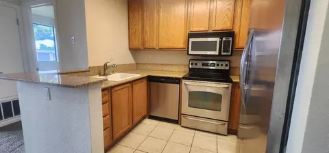 417 Tyler Pl I, Salinas, CA 93906 photo 12