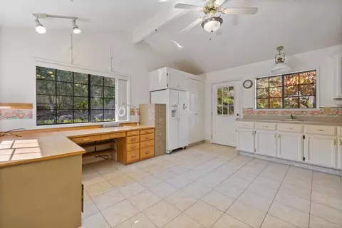 Kitchen - 7415 Hihn Rd, Ben Lomond, CA 95005 photo 4 of 4