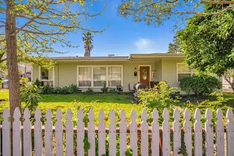 838 Wheeler St, Santa Rosa, CA 95404