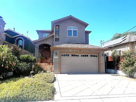 1043 Locust St, San Jose, CA 95110