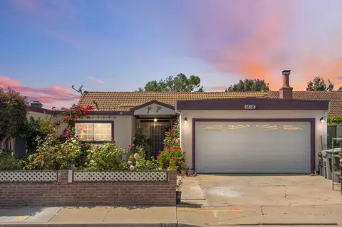 1518 Duran Cir, Salinas, CA 93906