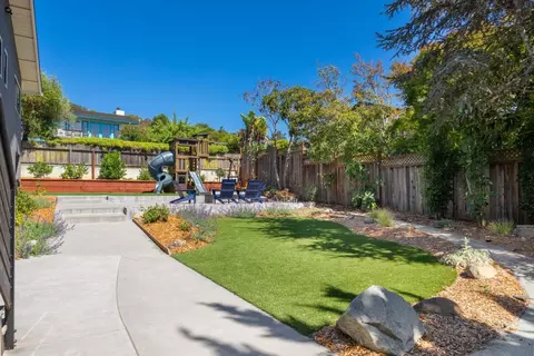 Exterior - 124 Lagunitas Ct, Aptos, CA 95003 photo 7 of 28