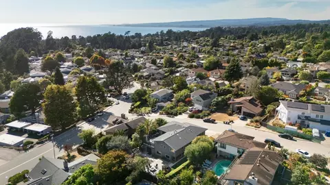 View/Area - 124 Lagunitas Ct, Aptos, CA 95003 photo 5 of 12