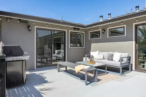 Exterior - 124 Lagunitas Ct, Aptos, CA 95003 photo 2 of 28