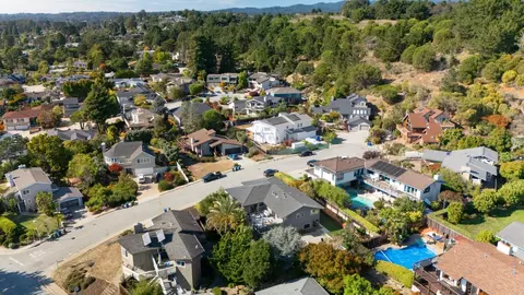 View/Area - 124 Lagunitas Ct, Aptos, CA 95003 photo 7 of 12