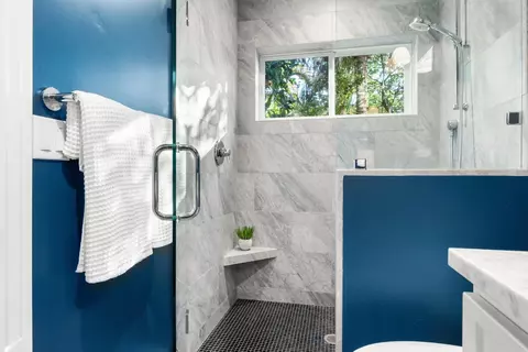 Bath - 124 Lagunitas Ct, Aptos, CA 95003 photo 10 of 13