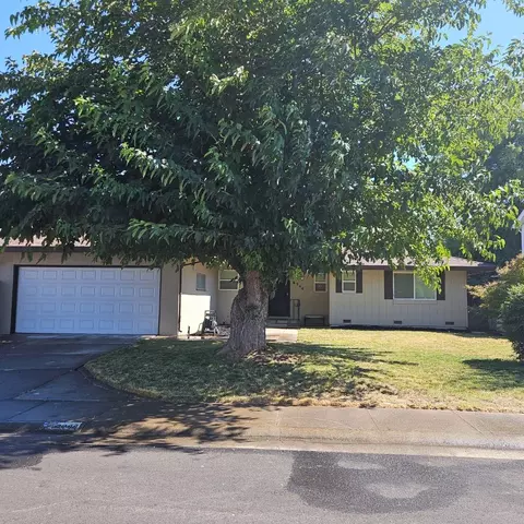 6944 Mirador Way, Sacramento, CA 95828