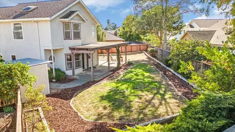 18 Suffield Cir, Salinas, CA 93906