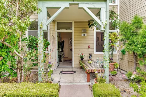 101 Blossom Cir H, San Mateo, CA 94403
