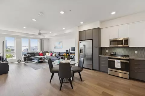 3512 Vision Cmn 308, Fremont, CA 94538