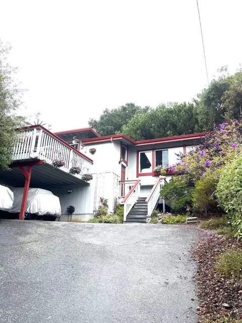 517 Sumner Ave, Aptos, CA 95003