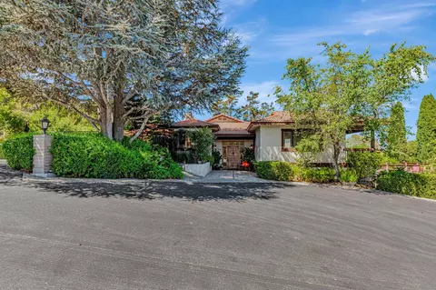 108 San Benancio Rd, Salinas, CA 93908