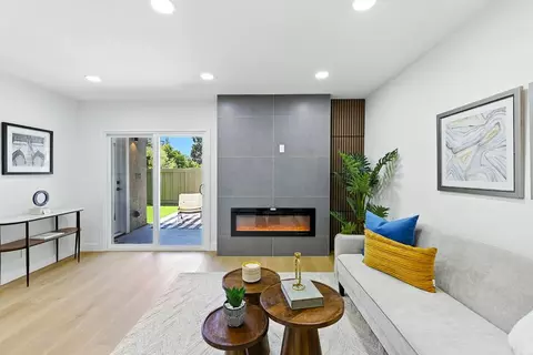 739 Aries Ln, Foster City, CA 94404