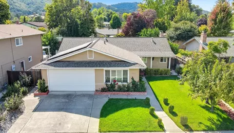 4410 Clovewood Ln, Pleasanton, CA 94588
