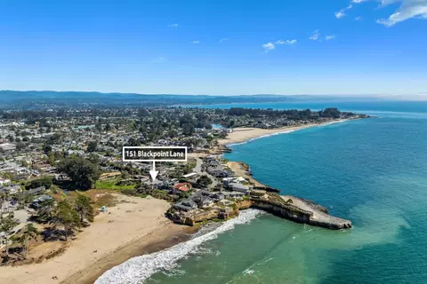 151 Blackpoint Ln, Santa Cruz, CA 95062