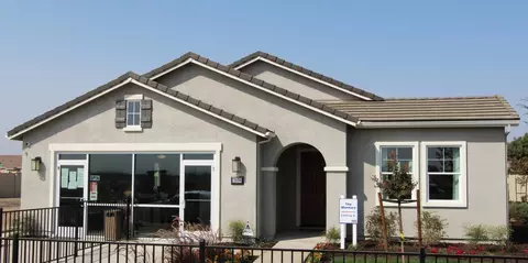 1664 Dolomite Dr, Los Banos, CA 93635