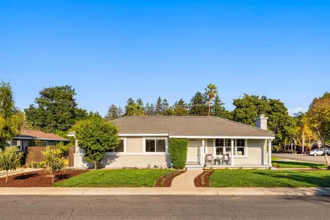 842 Harrison Ave, Campbell, CA 95008