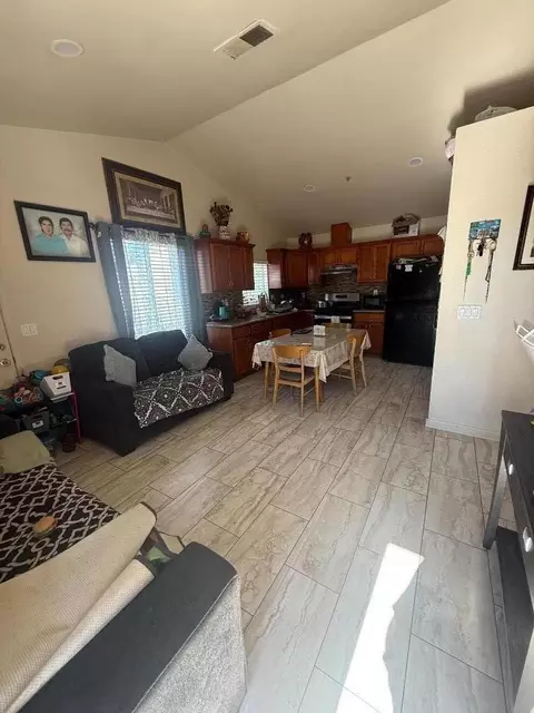 948 Rider Ave, Salinas, CA 93905 photo 3