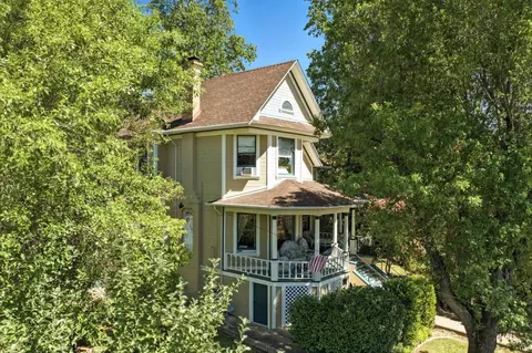 1330 Jackson Gate Rd, Jackson, CA 95642