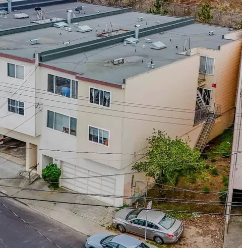 895 Bellevue Ave, Daly City, CA 94014
