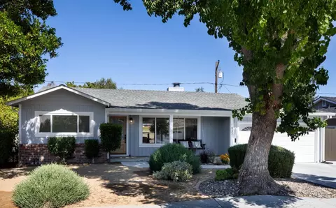 1432 Ernestine Ln, Mountain View, CA 94040