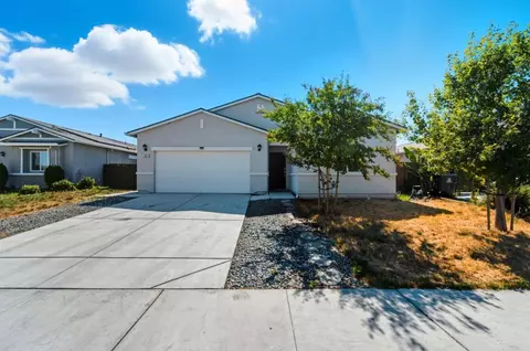 4854 E Goshawk Ct, Stockton, CA 95215