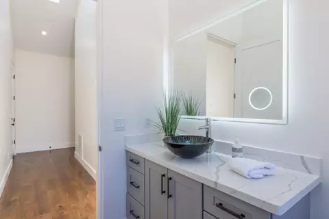 Bath - 9020 Hidden Canyon Rd, Salinas, CA 93907 photo 10 of 12