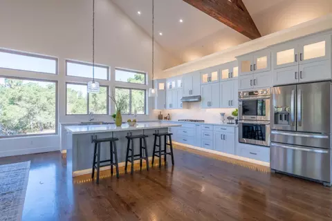 Kitchen - 9020 Hidden Canyon Rd, Salinas, CA 93907 photo 2 of 8