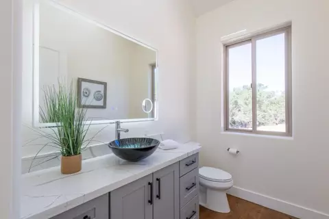 Bath - 9020 Hidden Canyon Rd, Salinas, CA 93907 photo 9 of 12