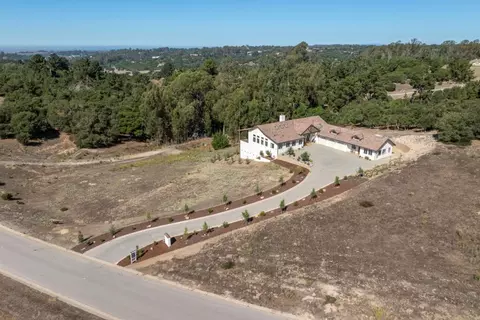 View/Area - 9020 Hidden Canyon Rd, Salinas, CA 93907 photo 1 of 5