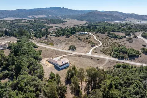 View/Area - 9020 Hidden Canyon Rd, Salinas, CA 93907 photo 4 of 5