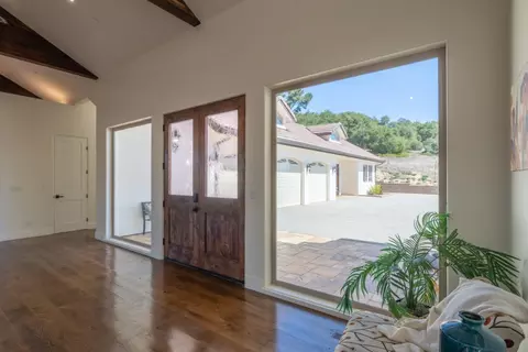 Entry Way - 9020 Hidden Canyon Rd, Salinas, CA 93907 photo 2 of 2