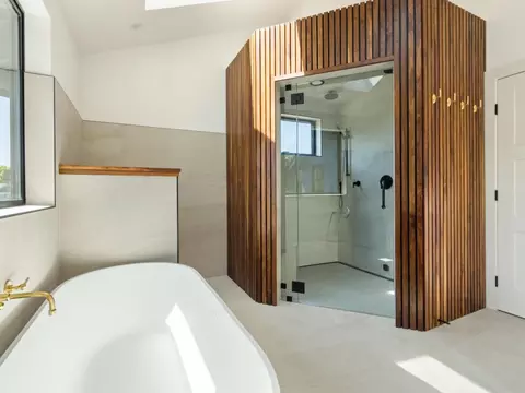Bath - 3240 N Main St, Soquel, CA 95073 photo 4 of 13