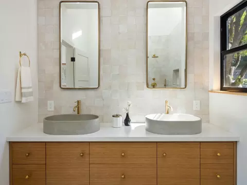 Bath - 3240 N Main St, Soquel, CA 95073 photo 9 of 13
