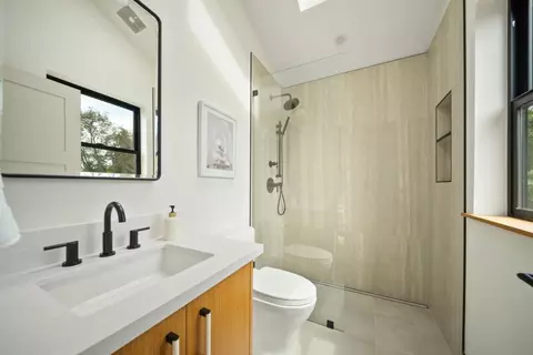 Bath - 3240 N Main St, Soquel, CA 95073 photo 13 of 13