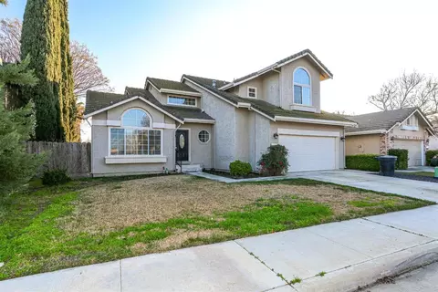 1118 Strawbridge Dr, Newman, CA 95360