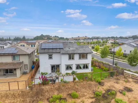 View/Area - 7101 Hakkan Dr, Gilroy, CA 95020 photo 2 of 7