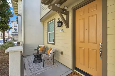 1087 Yarrow Ter, San Jose, CA 95133