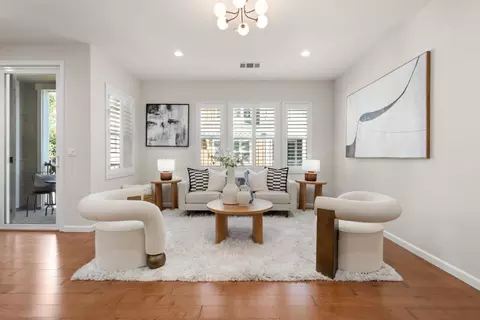 104 N Hummingbird Ln, San Mateo, CA 94402