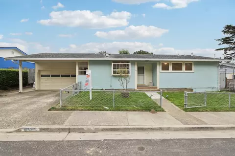 952 Alta Vista Dr, Pacifica, CA 94044