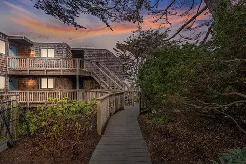 101 Shell Dr 102, Watsonville, CA 95076