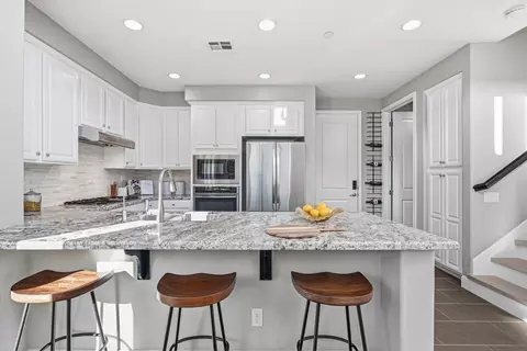 1087 E Duane Ave, Sunnyvale, CA 94085 photo 8