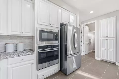 1087 E Duane Ave, Sunnyvale, CA 94085 photo 10