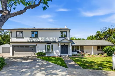2331 Carmel Dr, Palo Alto, CA 94303