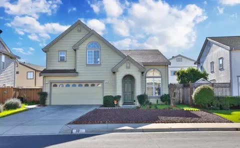 37 Lance Way, Hayward, CA 94544