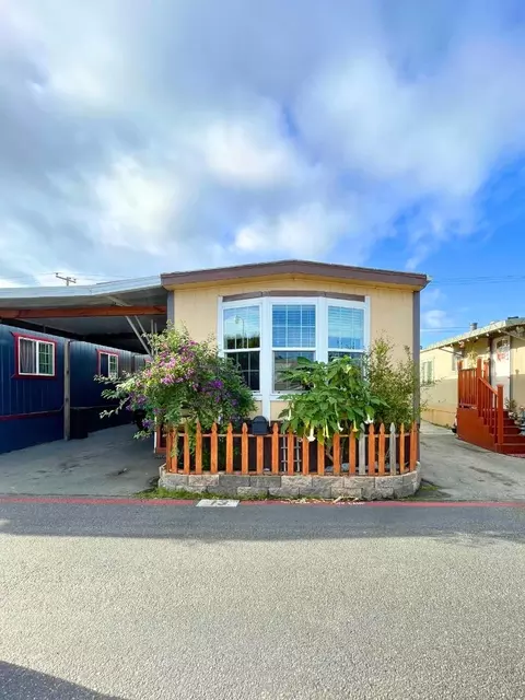 3499 E Bayshore Rd 13, Redwood City, CA 94063