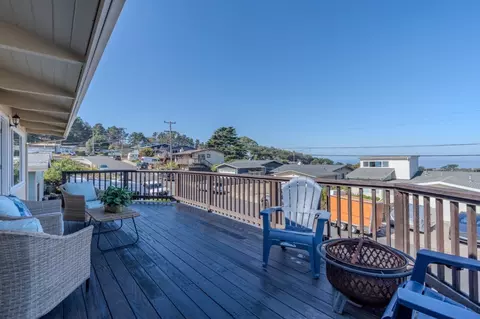 820 Edgemar Ave, Pacifica, CA 94044 photo 1