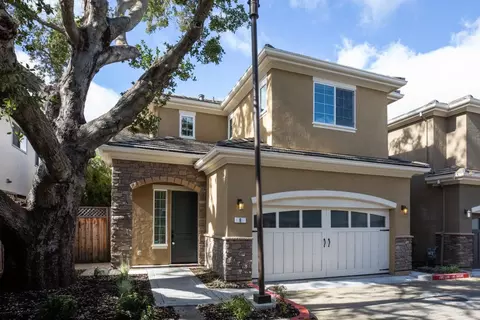 8 Kentfield Ct, Redwood City, CA 94061