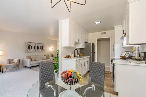 181 Del Medio Ave 307, Mountain View, CA 94040